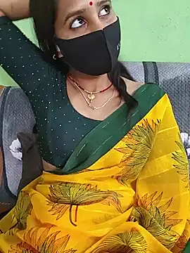 XXX chat uživo modela Desi_Diva_Soniya