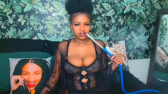 Chatroom XXX en direct de FAIRYBABE