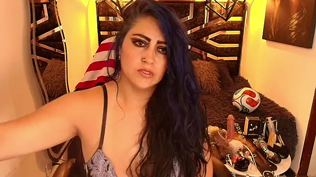 scarleth_blue Adlı Modelin Canlı XXX Sohbeti