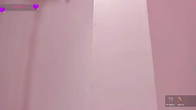 MissCurvyTop live XXX chat