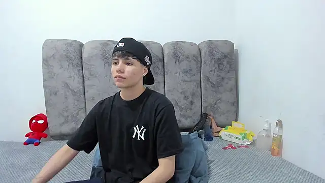 Bruno_Cruzz Live XXX Chat
