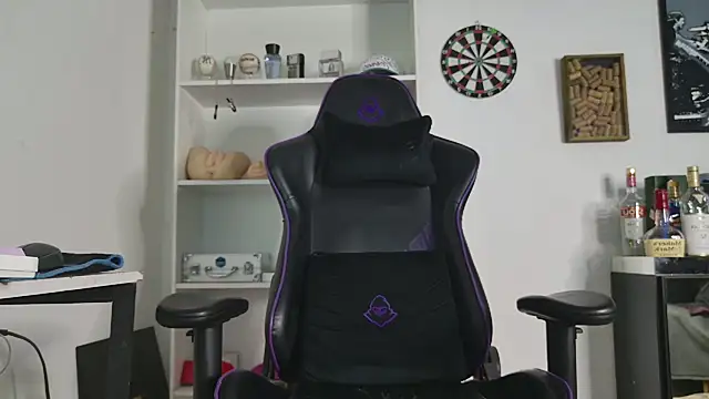 aaronlegend_ – Naživo XXX chat