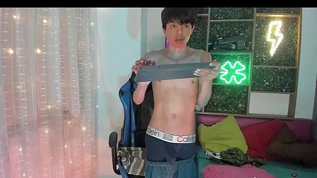 Онлайн чат XXX Alex_it0_
