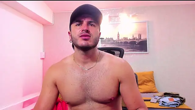 noahstevenss Chat XXX live