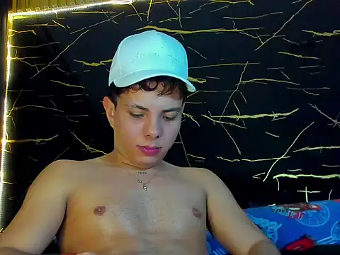 دردشة Alessandro_1610 الجنسية المباشرة