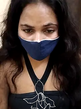 Chat XXX ao vivo de Roji_bha
