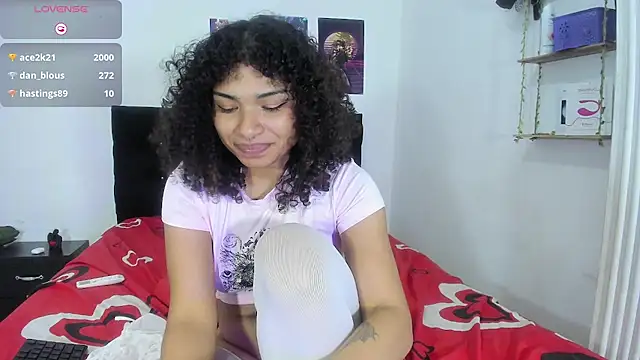 Itsmaraia2002 live XXX chat