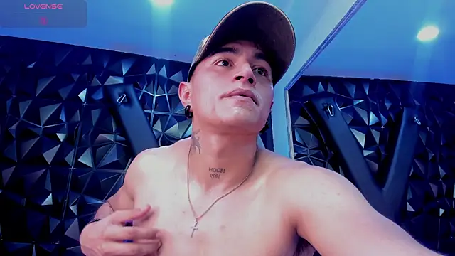 LiamDeeps 라이브 XXX 채팅