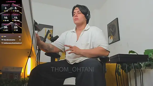 Chat +18 de Thom_Ohtani ao vivo