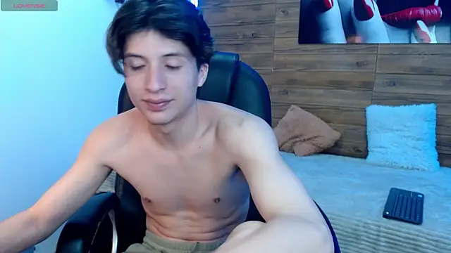 Chat XXX Live Marcoviolet