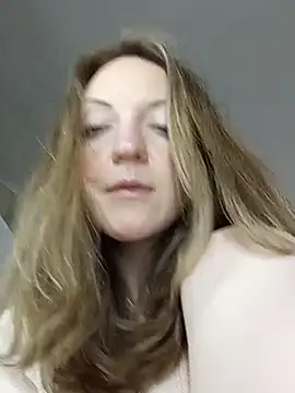 KattyLuuu's Live XXX Chat