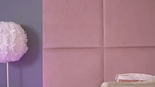 AlmaLuv 现场XXX聊天