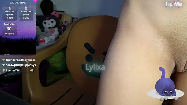 Lylixa Chat XXX live