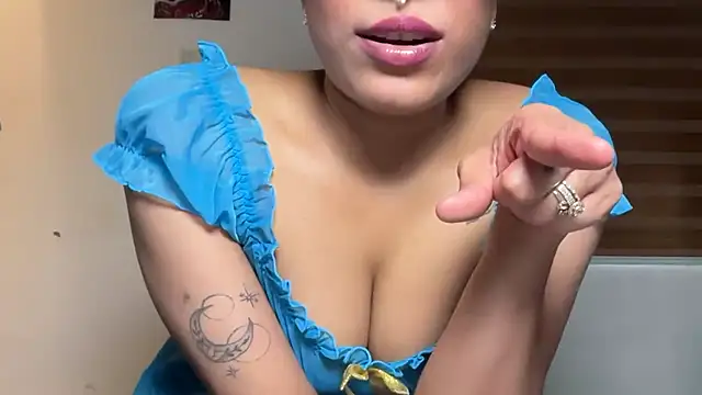 Chat XXX en directo de LucytheDevilQueen