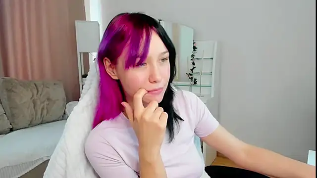 Chat XXX en directo de EmilyTrase