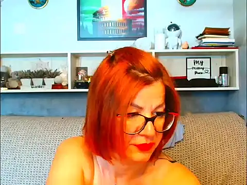 Natali3855 Adlı Modelin Canlı XXX Sohbeti