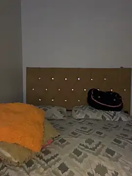 Nahomy_cm 现场XXX聊天