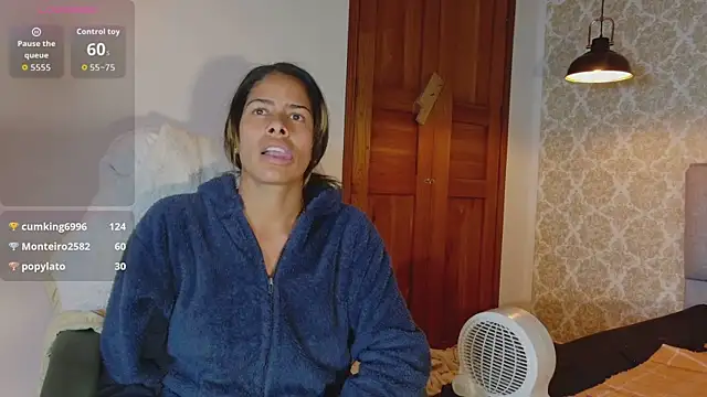 nairobi8 Live XXX-Chat