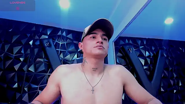 LiamDeeps XXX чат на живо