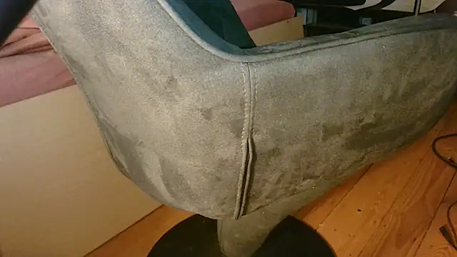 Živý XXX chat T0Yforeskin