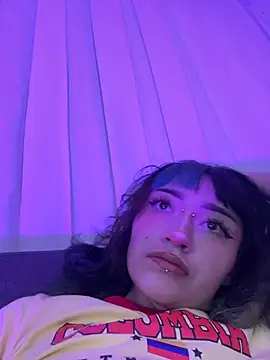 baby_akuma's Live XXX Chat