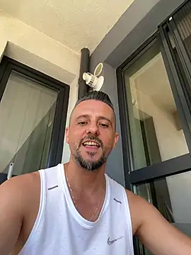 InsaneMattt Chat XXX in diretta