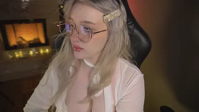 ELLIEJAY's Live XXX Chat