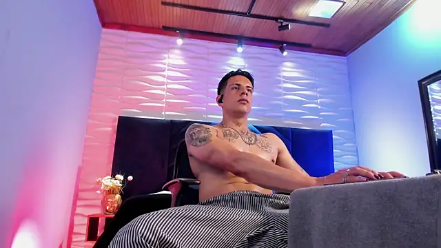 Dustin_Sonne webcam show