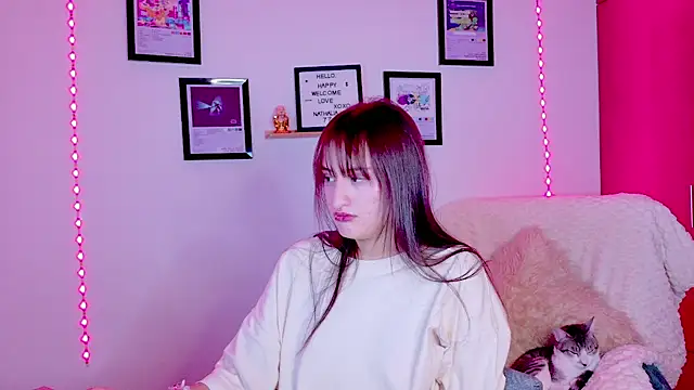 Sala de chat en directo de Natha_Ramirez