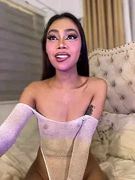Innocent_yanixx69のライブXXXチャット