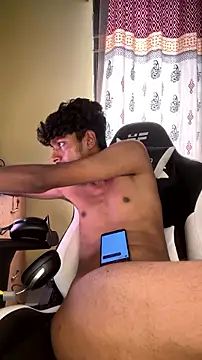 צ'אט XXX בשידור חי של GunSlay