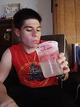 Chat +18 de Oliver_LA ao vivo