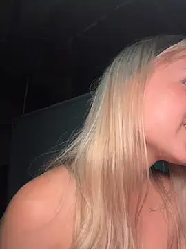 Czat XXX na żywo – NinaVerse