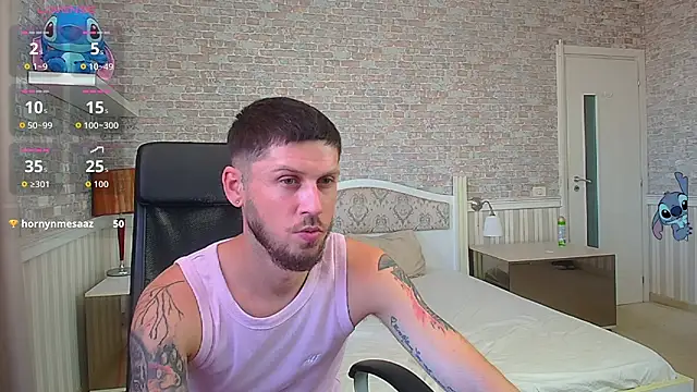 JonahShaw Adlı Modelin Canlı XXX Sohbeti