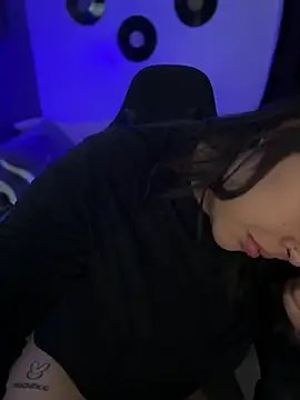 Živý XXX chat miacanela_xo