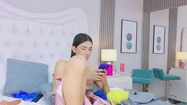 دردشة CaitlynMiller الجنسية المباشرة