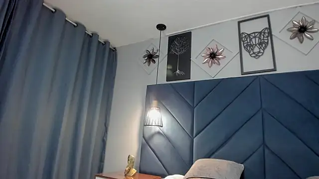 alana_dreams live XXX chat