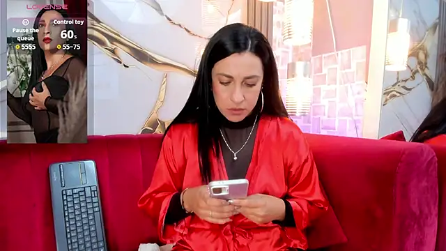 Bella_williamss_ Chat XXX in diretta