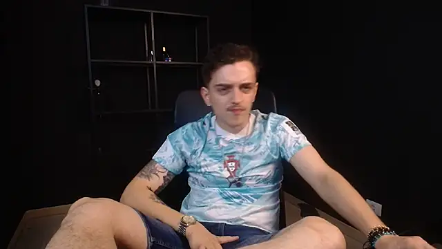 Онлайн чат XXX FelixStarkk