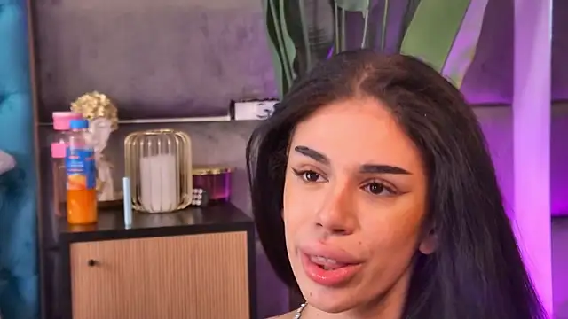 LucianaDelSol – Live XXX-chat