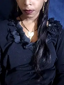 Chatroom XXX en direct de Itz_Aisha__