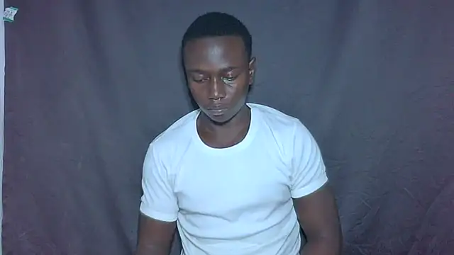 Chat XXX ao vivo de darkerberryguy