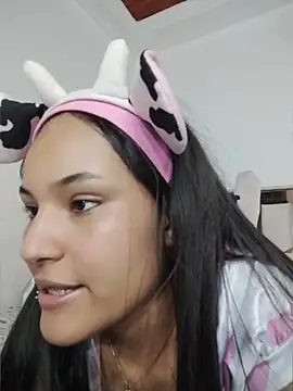 دردشة Moly_doll الجنسية المباشرة