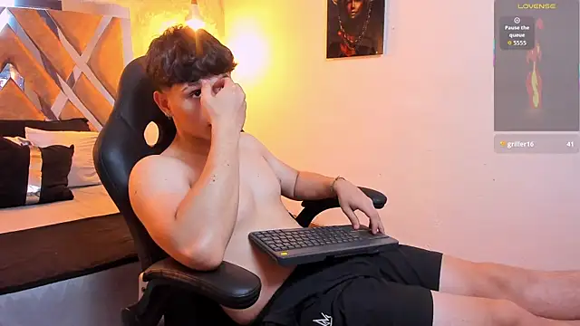 kraven_lust live XXX chat