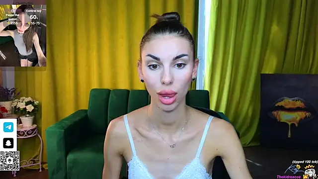 GracefulDoll's Live XXX Chat