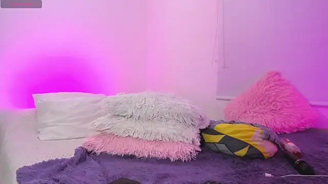 Chat +18 de karly_rioss ao vivo