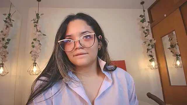 Shadya_ – Live XXX-chat