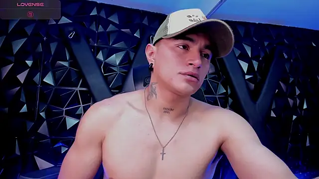 LiamDeeps Live XXX-Chat