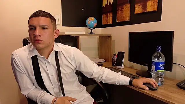 Apolo_Warrior Webcam show