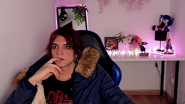 oli_dusk élő XXX-chatje